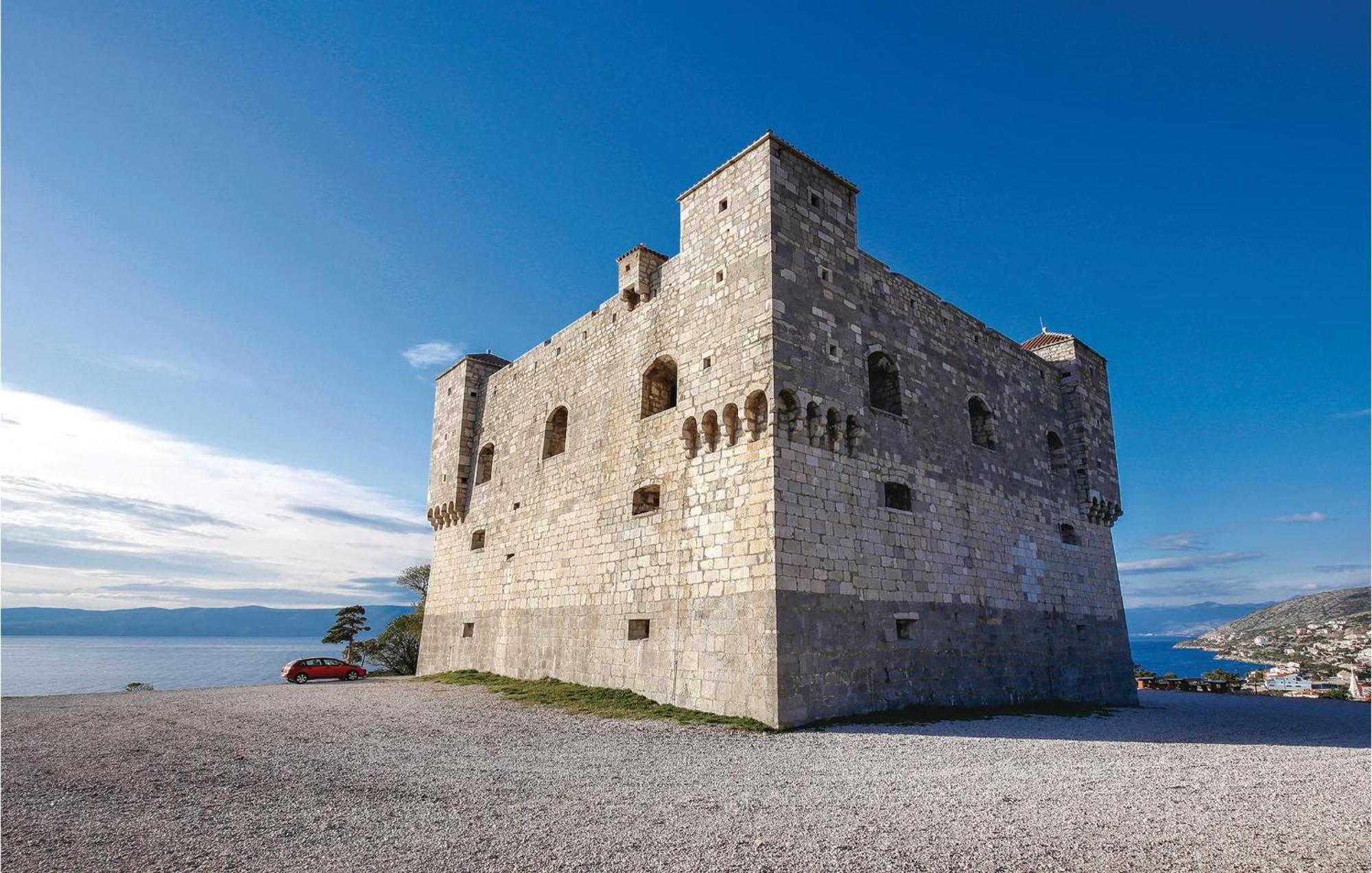 Nice Apartment In Senj With Ethernet Internet Exterior foto